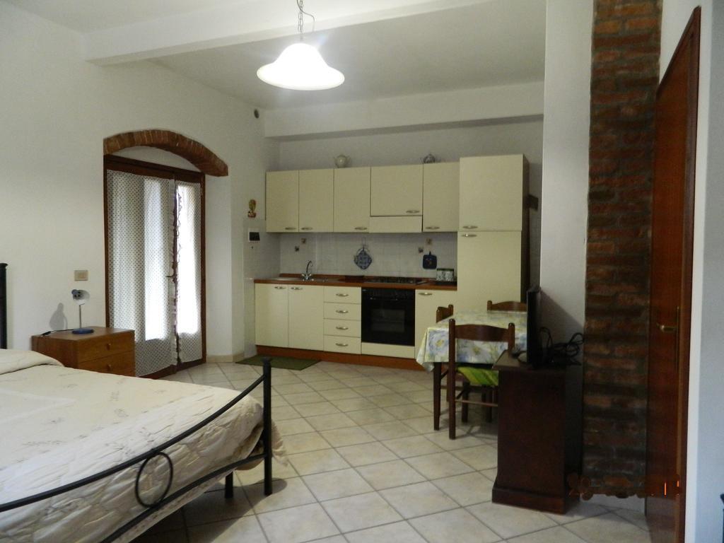 Podere Santo Signoretto San Vincenzo Phòng bức ảnh